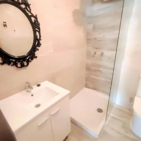 La Terraza De Rojas Apartamentosmalagamanagement Apartment Malaga